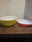 vintage pyrex mixing bowls
