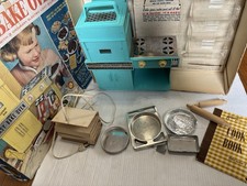 VINTAGE 1960s KENNER Turquoise EASY BAKE OVEN W/Box  Pans Tested Works Great 