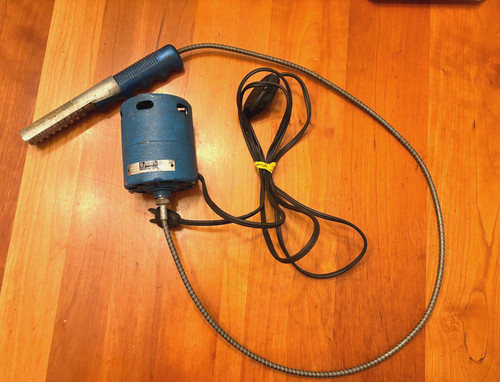 GEE BEAR PAW Electric Fish Scaler Meinzinger & Rade Co. Mich. Vintage