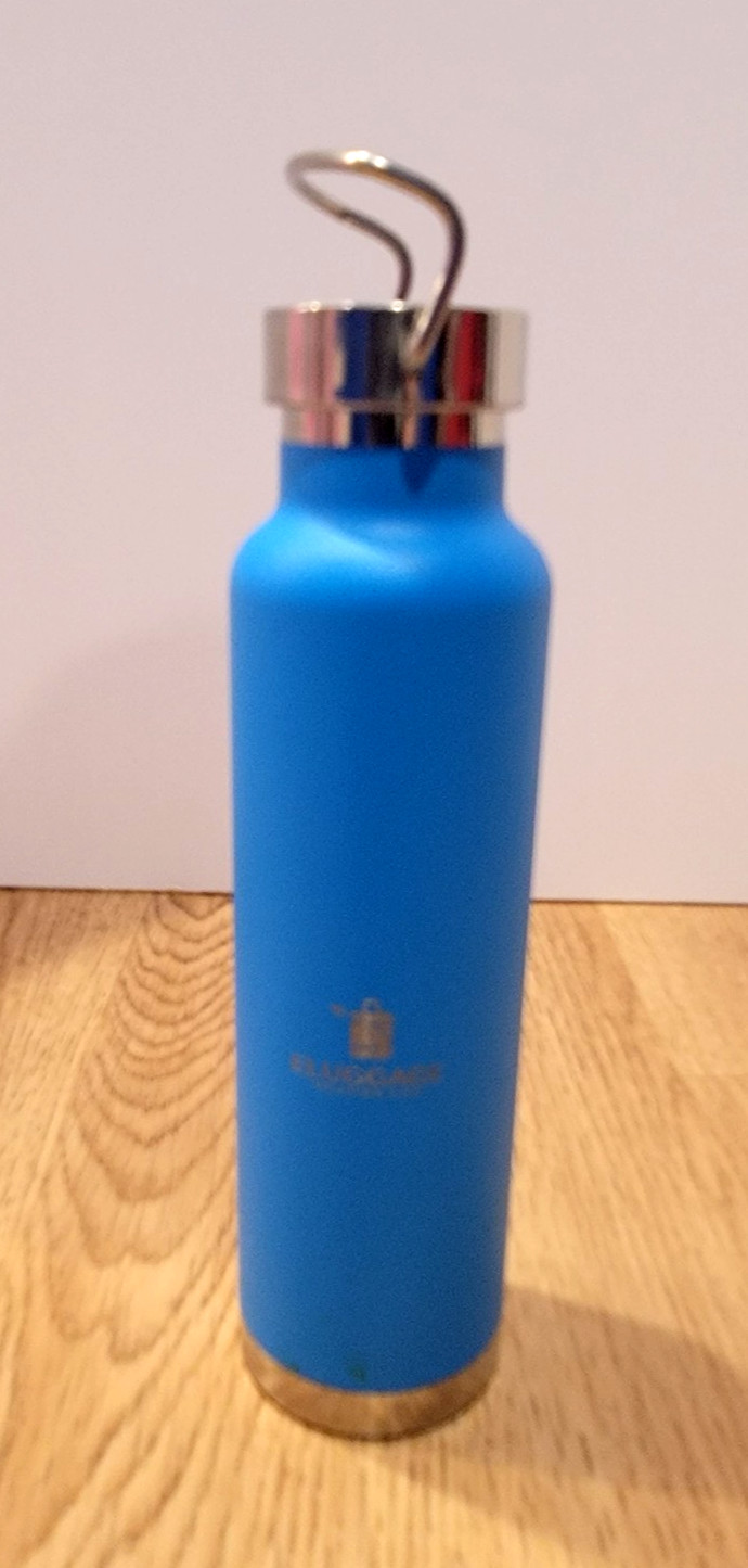 ELuggage Copper Insulated Stainless Steel 22 oz Water Bottle