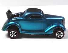 1968 Hot wheels Redline Classic 36 Ford Coupe in Aqua Ex Condition Restored