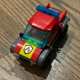 LEGO City Fire Truck 7239 Fire Subtheme w/ Firefighter Minifigure 57pc No Box