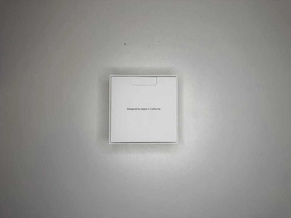 Apple AirPods 2. Generation mit Ladecase - Weiß - Bild 2 von 4