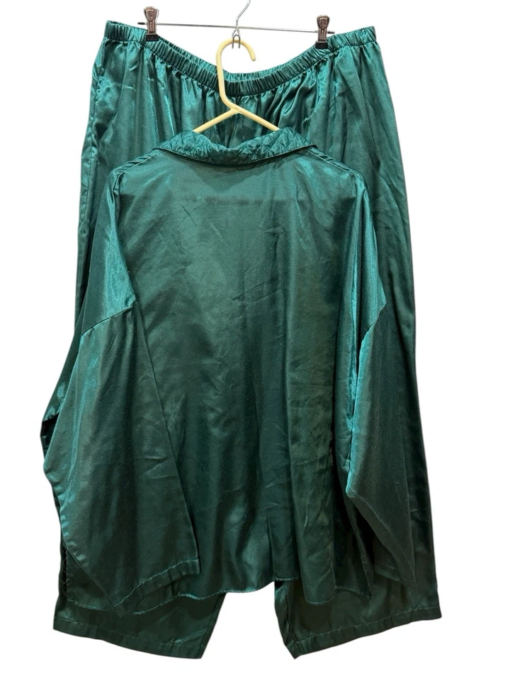 Conjunto de Pijama Gilligan O’Malley Talla XXL Verde Esmeralda Satinado Cuello Acolchado Navidad Foto 2 de 4