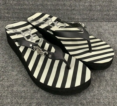 guess white flip flops