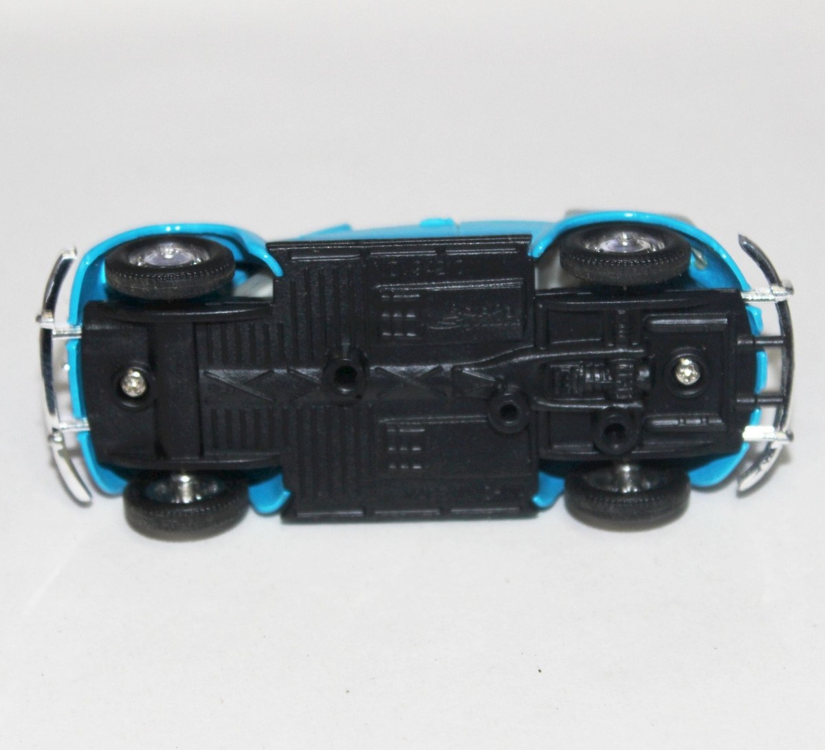 No 94210 Road Signature Light Blue Volkswagen VW Beetle Bug No 94210 Road Signature Light Blue Volkswagen VW Beetle Bug