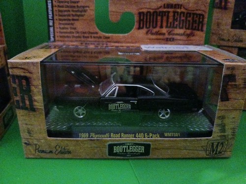 1969 PLYMOUTH ROAD RUNNER 440 6 PACK DISPLAY CASE HOT WHEELS COLLECTOR EDITION - Picture 2 of 13