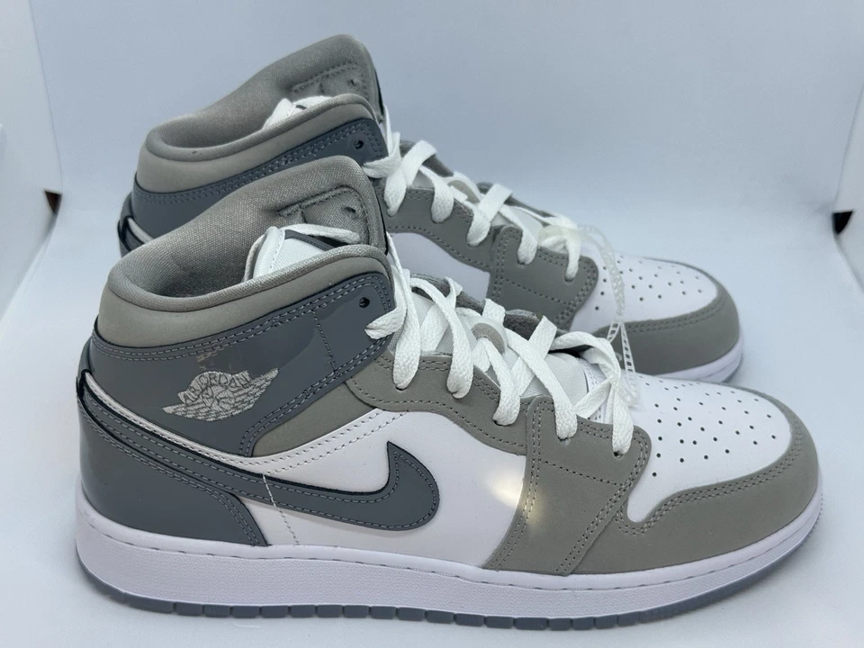 Zapatos para niños grandes Jordan 1 Mid SE (GS) blancos/grises fríos HF3193-100 talla 7Y Foto 2 de 4