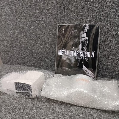 KONAMI METAL GEAR SOLID Δ 3D Crystal Set Character Goods From Japan