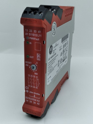 Allen-Bradley 440R-S13R2 SER.A Guardmaster Safety Relay In 24VDC