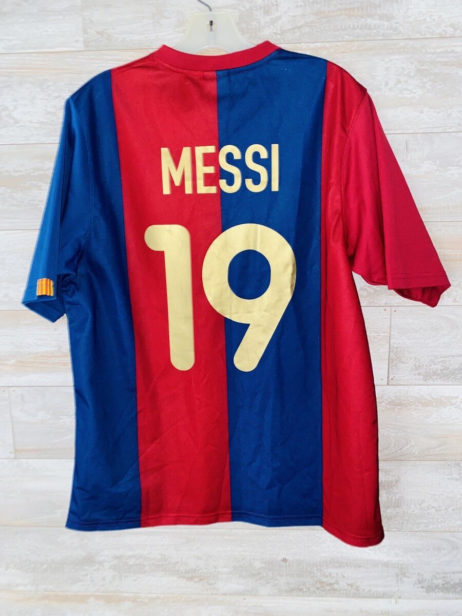 Leo Messi 2006 Barcelona #19 Nike Home Stripe Jersey Men M Leo Messi 2006 Barcelona #19 Nike Home Stripe Jersey Men M