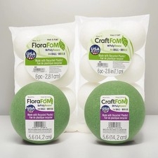 Craft Foam Ball Assortment   2 Green 5.6  FloraFoM  12 White 2.8  CRAFT LOT