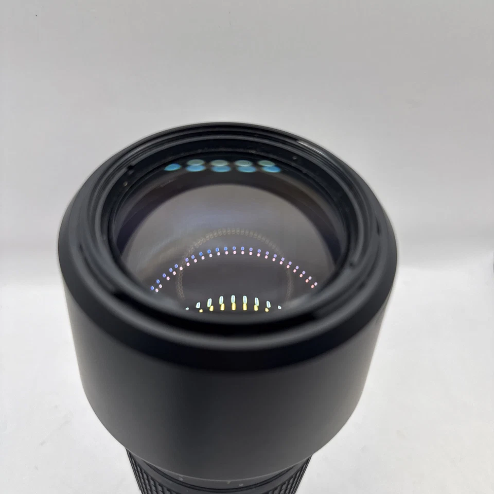 Nikon AF Nikkor 70-300mm f/4-5.6 G Telephoto Zoom Lens 2 Caps And Hood - Image 4 of 4