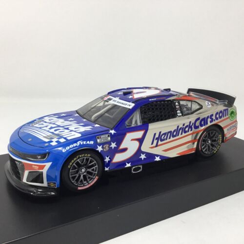 Kyle Larson 2022 Hendrickcars.com Salutes Couleur Chrome 1:24 Diecast