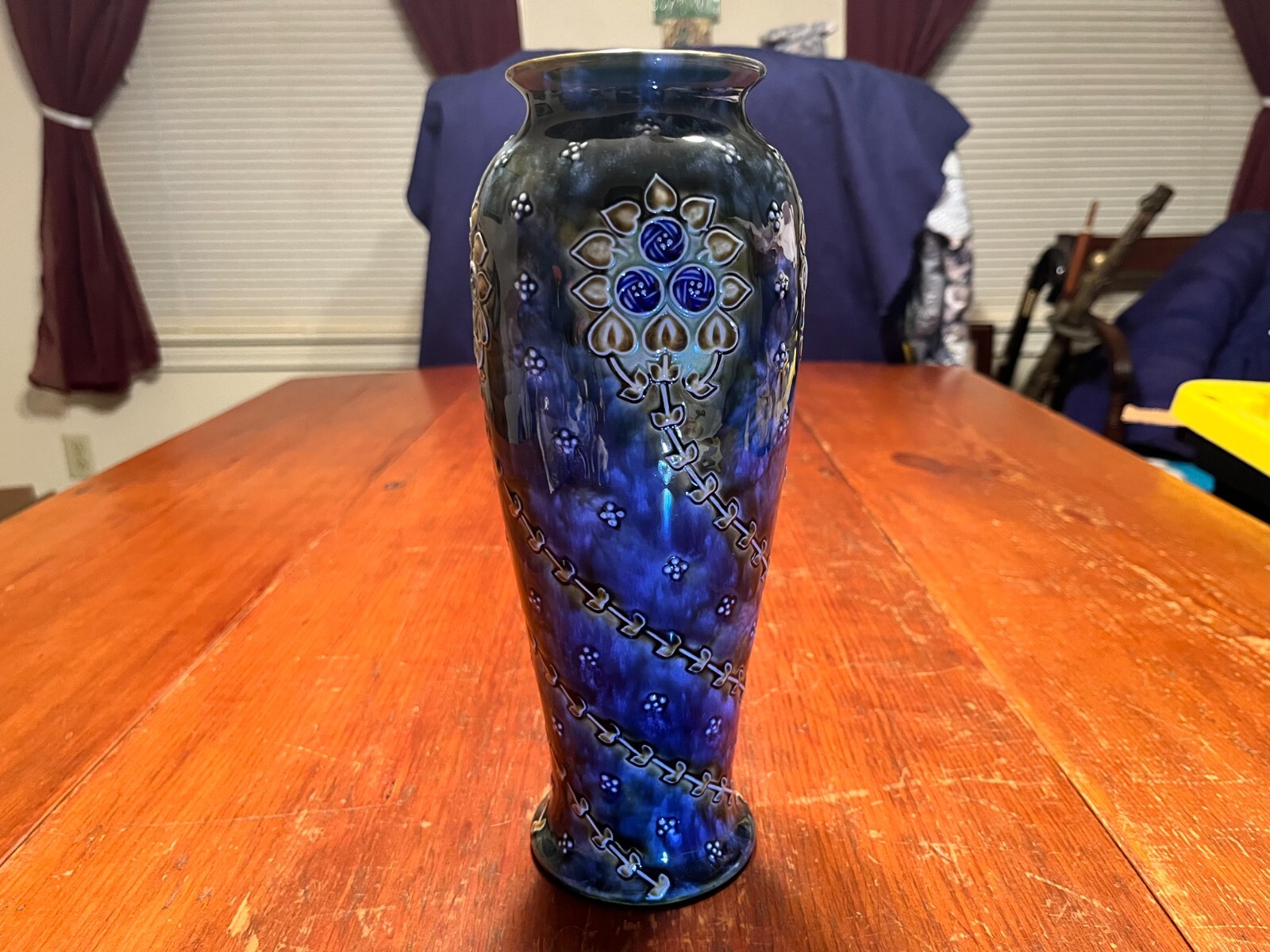 Picture 1 of 4