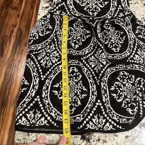 ROMEO + JULIET Couture Intarsia IKAT Knit Sweater Medium MSRP: $175.00 - Picture 8 of 10