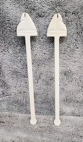Broadwater Marina Lounge Biloxi MS Swizzle Stick White W/Sail Boat Qty 2 - Picture 2 of 2