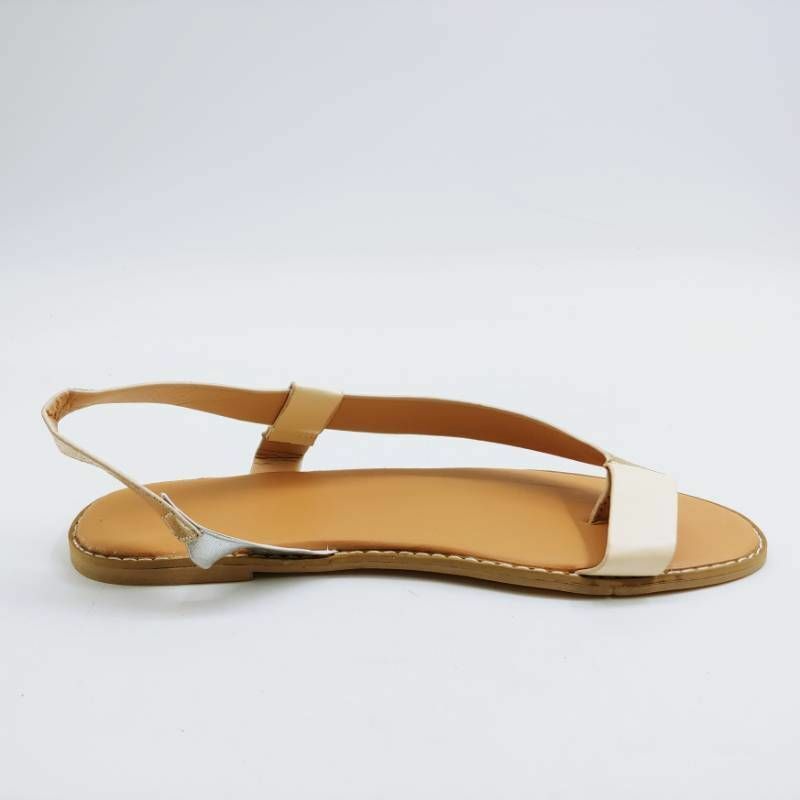 s*y様 正規品　新品　MEDI ENAMEL STRAP THONG SAND Prada - Metallic Gold Logo Flat Thong Sandal | Mitchell Stores