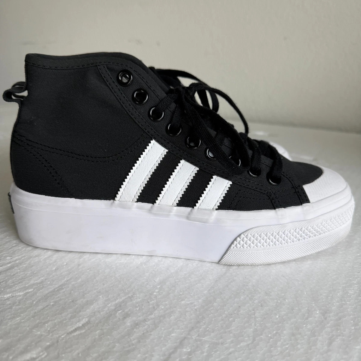 adidas gazelle silver green womens Nizza Platform Mid W – gravitypope main image 0