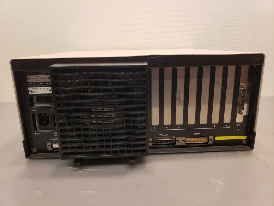 Vintage AT&T PC 6300 8MHz Olivetti Computer Personal Computer CPU Z/E-B ATT AT+T - Image 3 of 4
