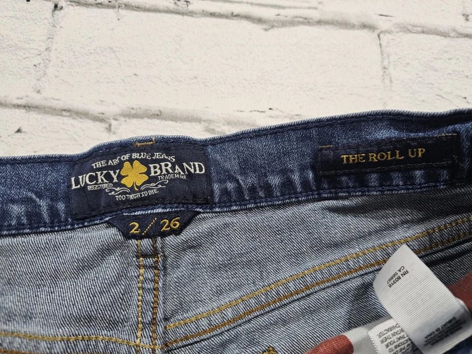 Lucky Brand Shorts The Roll Up Women's Sz 2/26 Denim Preppy - Image 3 of 4