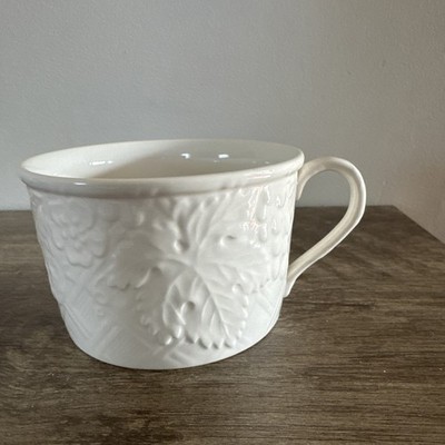 Mikasa Flat Cup English Countryside White DP900 free shipping