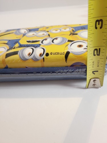 NEW Minions Zippered Pen Pencil Pouch Crayon Case with Charm Keychain SEALED - Picture 6 of 9
