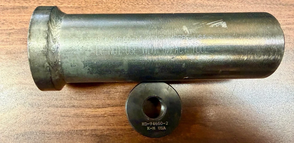 Llave de tuerca de bloqueo del eje principal Harley-Davidson HD-94660-37B (2C) Foto 2 de 4