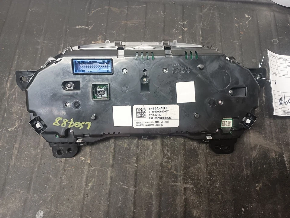 2022 GMC Acadia Speedometer 3060318 - Image 4 of 4