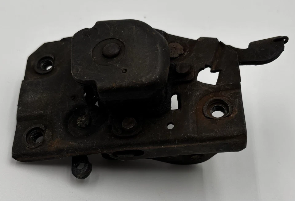 Conjunto de pestillo de cerradura de puerta Chevrolet/GMC Foto 3 de 4