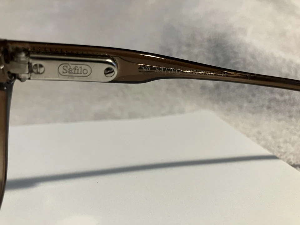 Armação de óculos Safilo Elasta - Imagem 3 de 4