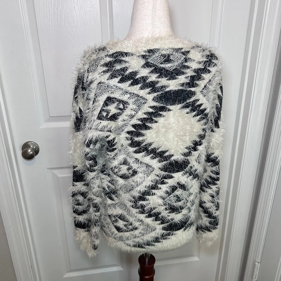 Suéter azteca Staring At Stars Anthropologie para mujer talla XS pestañas negras marfil Foto 3 de 4