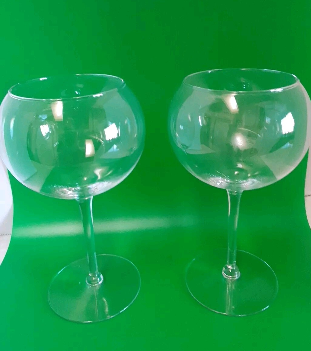 2 Large Wine Glasses Goblets 16oz - 24 oz. 8.5 in Tall By 3.75 in Wide 4"  Stem | eBay