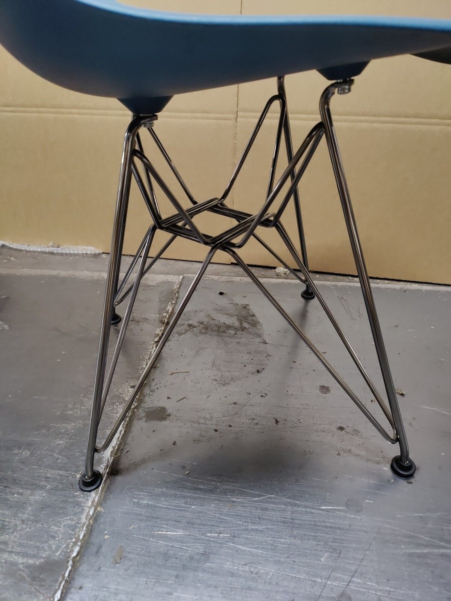 320260 Herman Miller Eames side chair w/wire Eiffel base | eBay