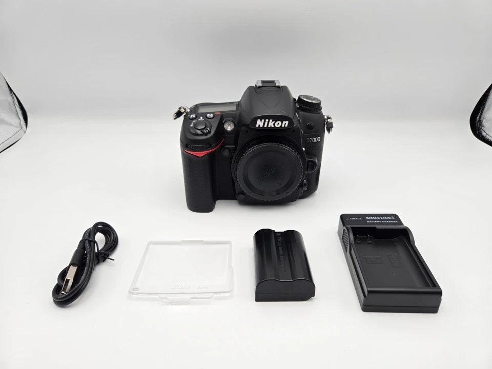 [N.MINT / 11k shots] Nikon D7000 16.2MP Digital SLR Camera Body From Japan - Image 2 of 4