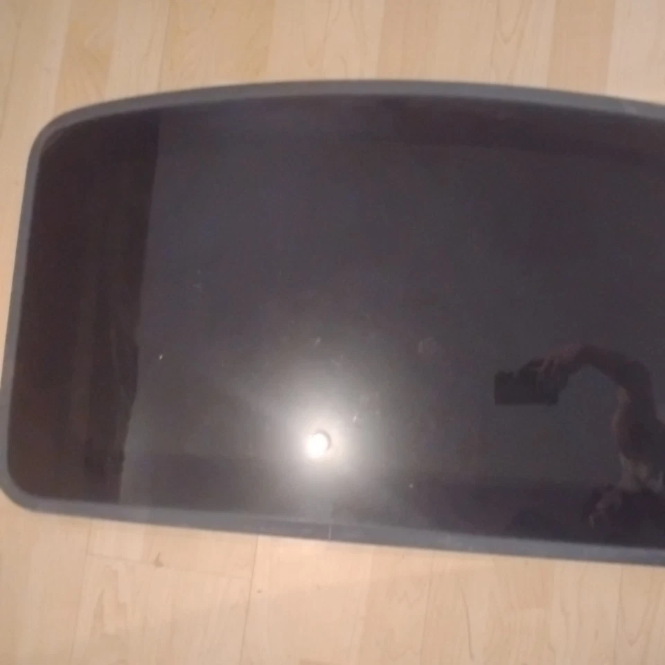 Chrysler PT Cruiser 2001-2005 techo corredizo techo corredizo ventana vidrio fabricante de equipos originales usado Foto 4 de 4