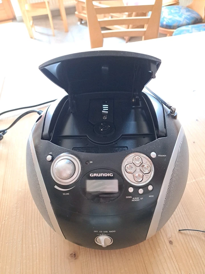 Grundig RCD 1445 USB CD Tuner HiFi Sound tragbarer Radio RCD1445 - Bild 2 von 4