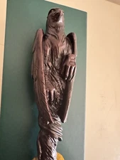 Harry Potter Wizarding Trunk Ezekiel’s Quality Wands Griffin Wand Replica