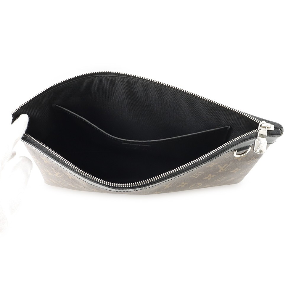 LOUIS VUITTON Pochette・Discovery Monogram Macassar Canvas Noir M69411 image 5