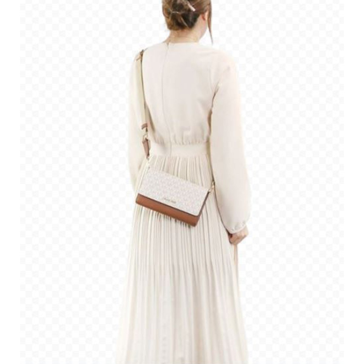 Michael Kors Jet Set Travel Multifunction Phone Crossbody Bag