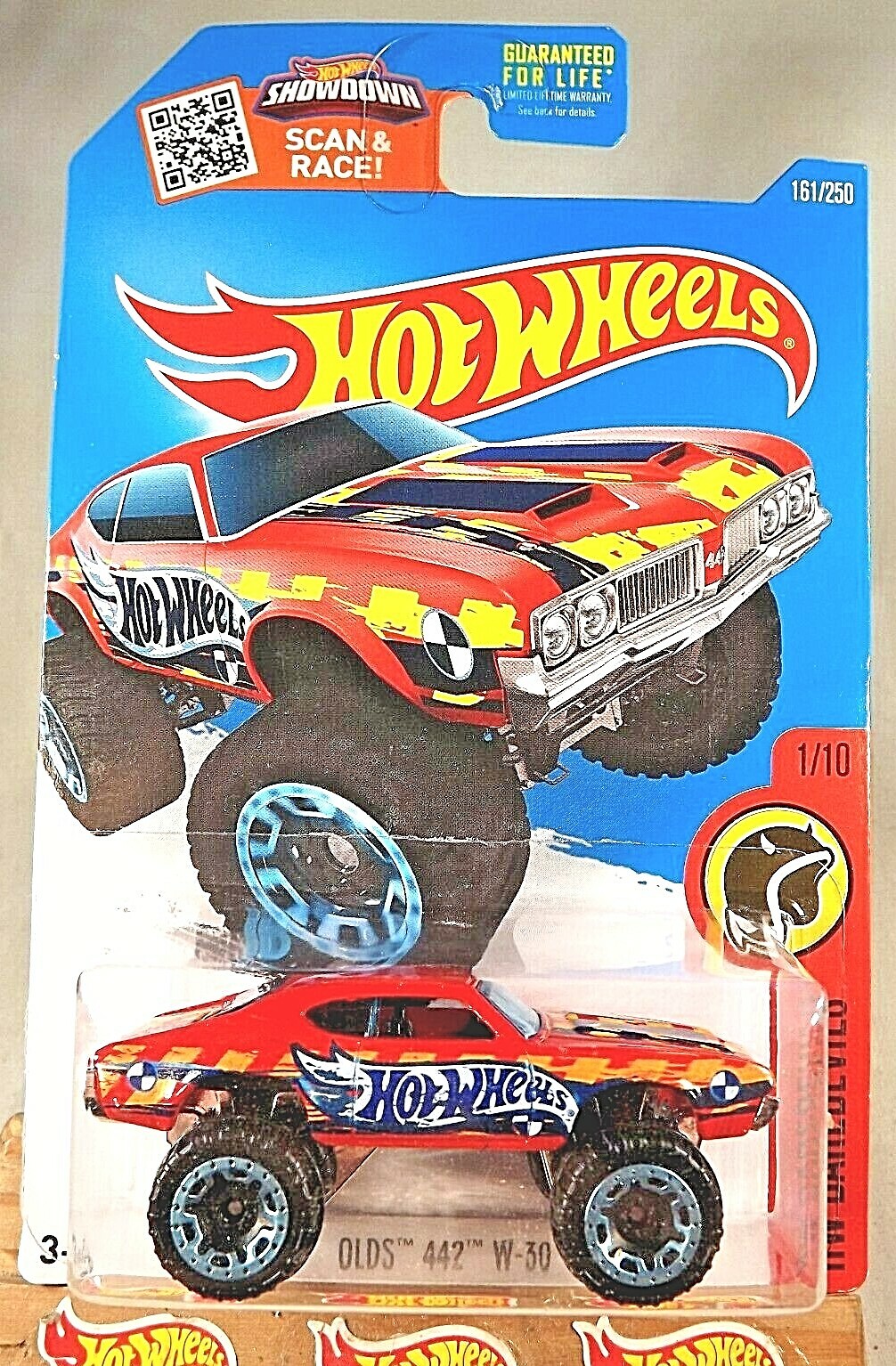 2016 Hot Wheels #161 HW Daredevils 1/10 OLDS 442 W-30 Red Variant w/Blue Beadloc