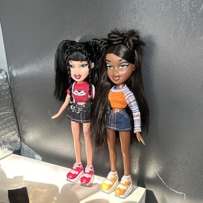 Bratz dolls Sasha and Jade 1st edition reproduction lot (restyled hair) 