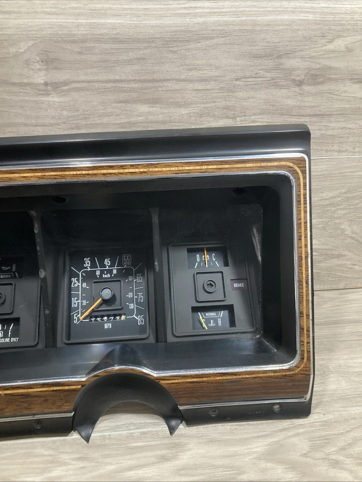 Cuadro de instrumentos diésel Ford Econoline Van E150 E250 E350 madera original Foto 4 de 4
