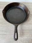 Wagner Ware Cast Iron 10 1/2" Skillet #8 E VINTAGE 1960s MADE IN USA