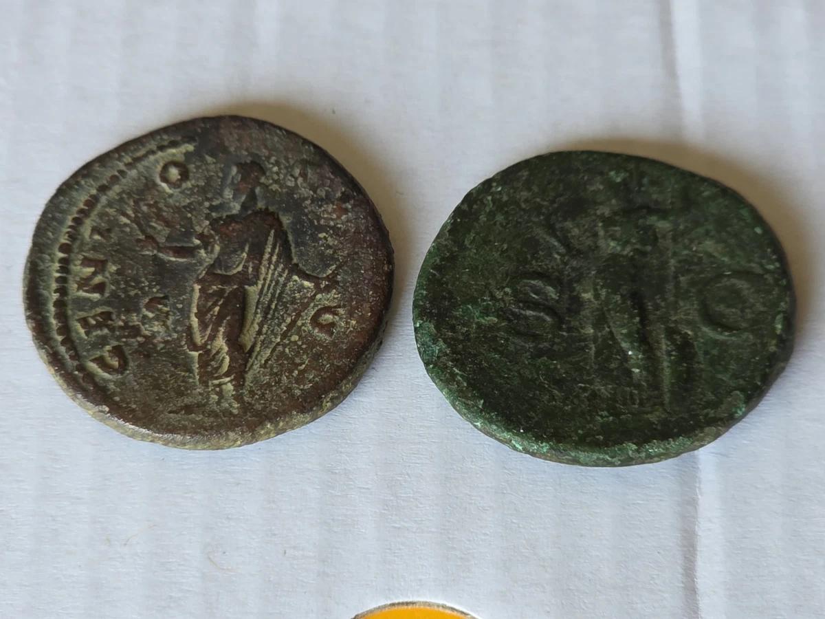 Dos Monedas Del Imperio Romano Interesantes Monedas.pesan.10.05 Y9.08 Creo...