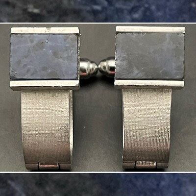 Dante Women s Blue Stone Solid Wrap Around Silver Tone Cufflinks c1960s USA