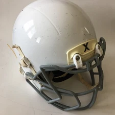 Xenith Football White X2E Youth Helmet – Size Large Mfg. Date 09/17