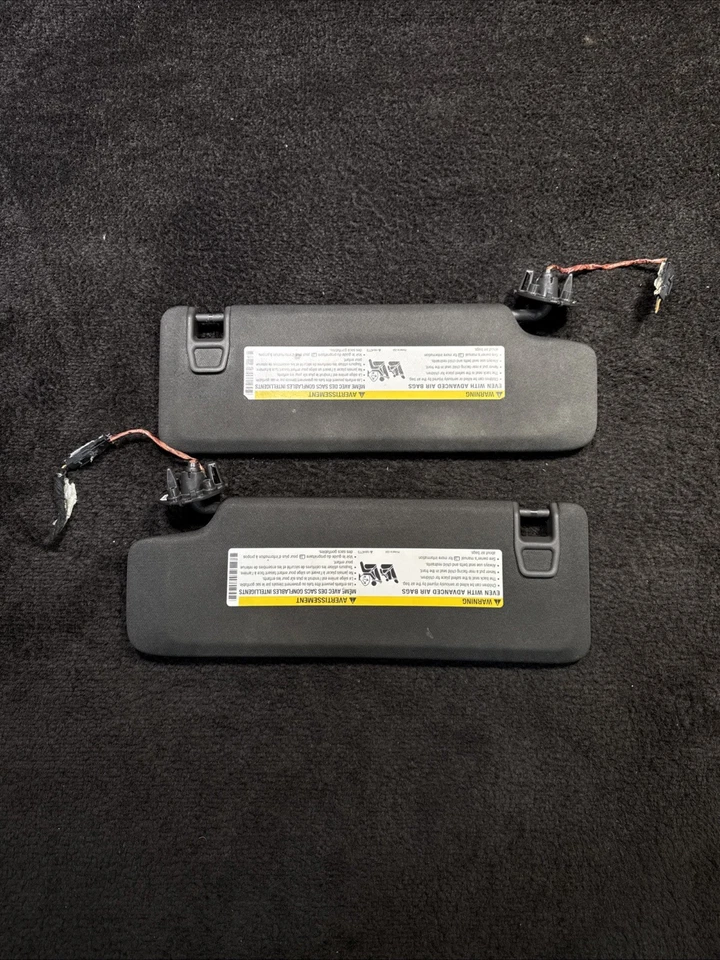 16-24 Chevrolet Camaro 2SS Sun Visor Set Left/Right Mirror & Lights Black OEM - Image 3 of 4