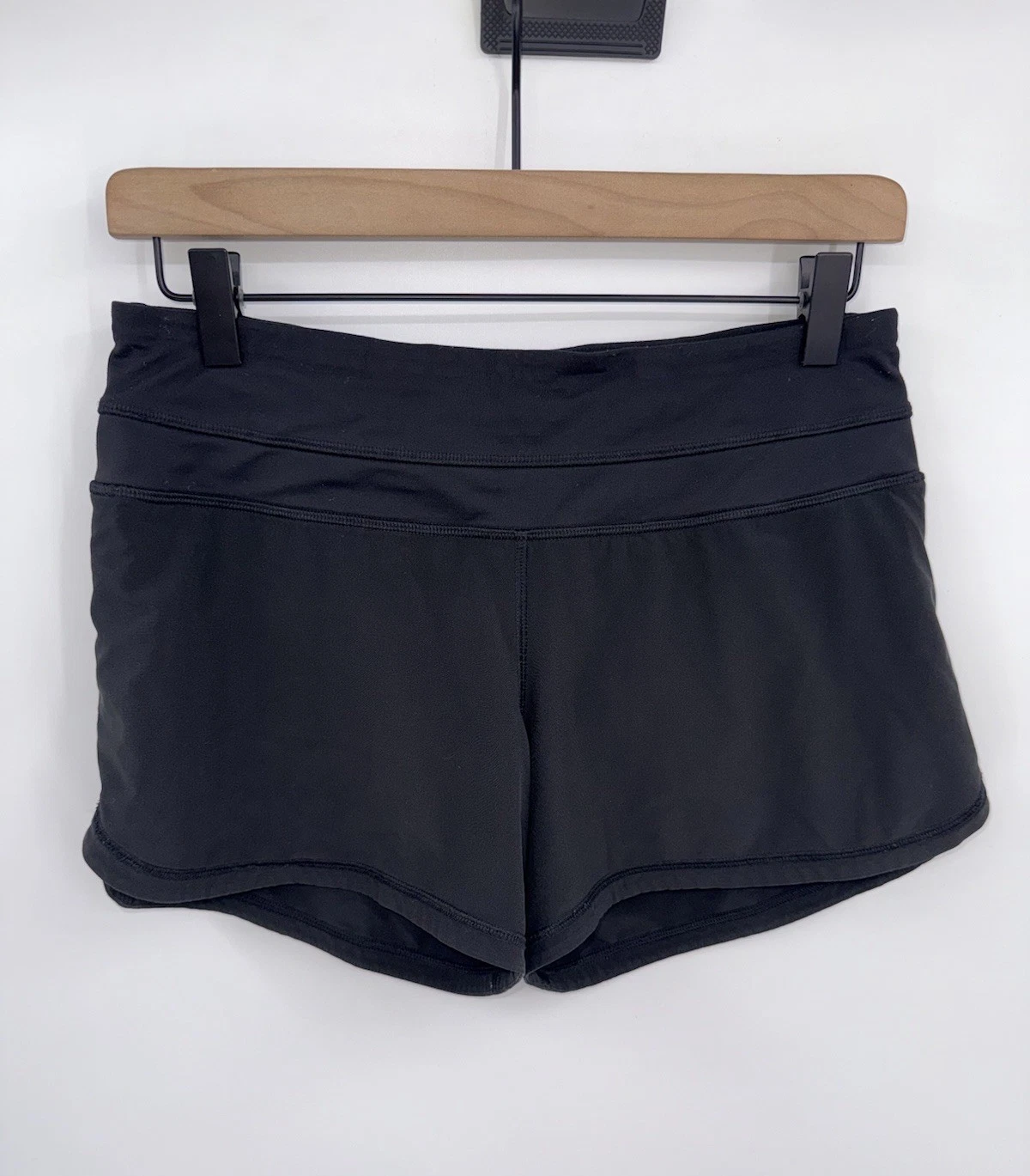 Lululemon Groovy Lined Run Shorts Women’s 4 Black Running Athletic