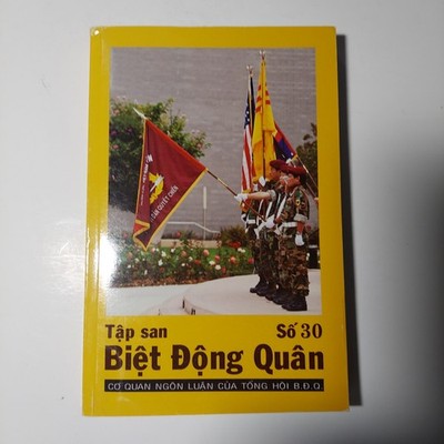 Tap San Biet Dong Quan 30 Vietnamese Magazines Cuon Sach Linh Viet Nam Cong Hoa 